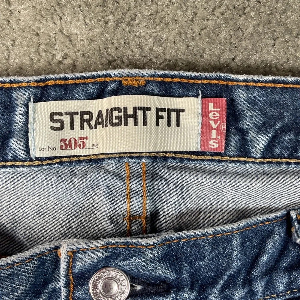 Levi's 505 Straight Fit Mens 40x30( see pcs) blue‎ medium  Wash Denim Jeans